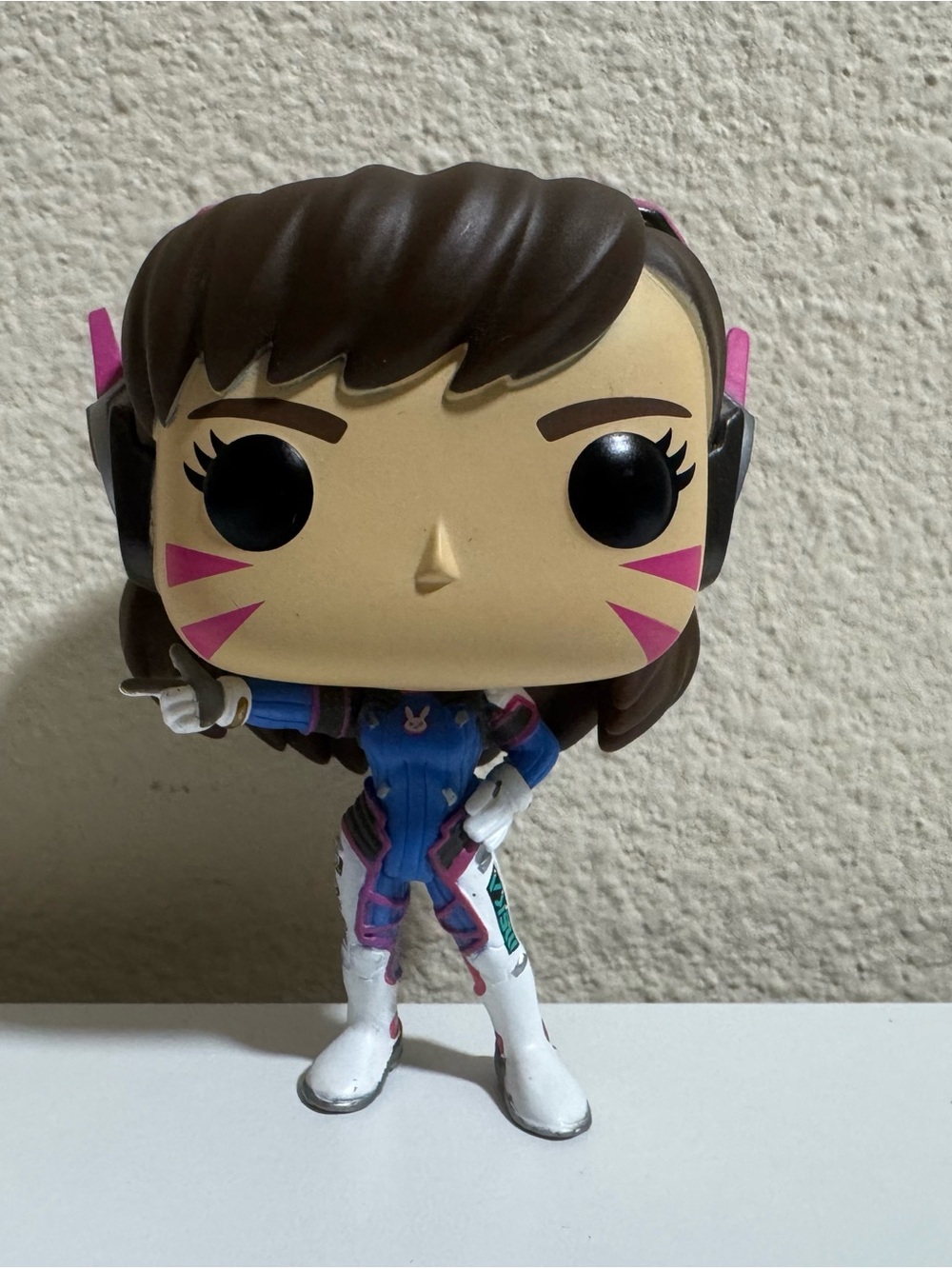 Funko D.Va Pop! Figure - Blue, Pink, White, Brown